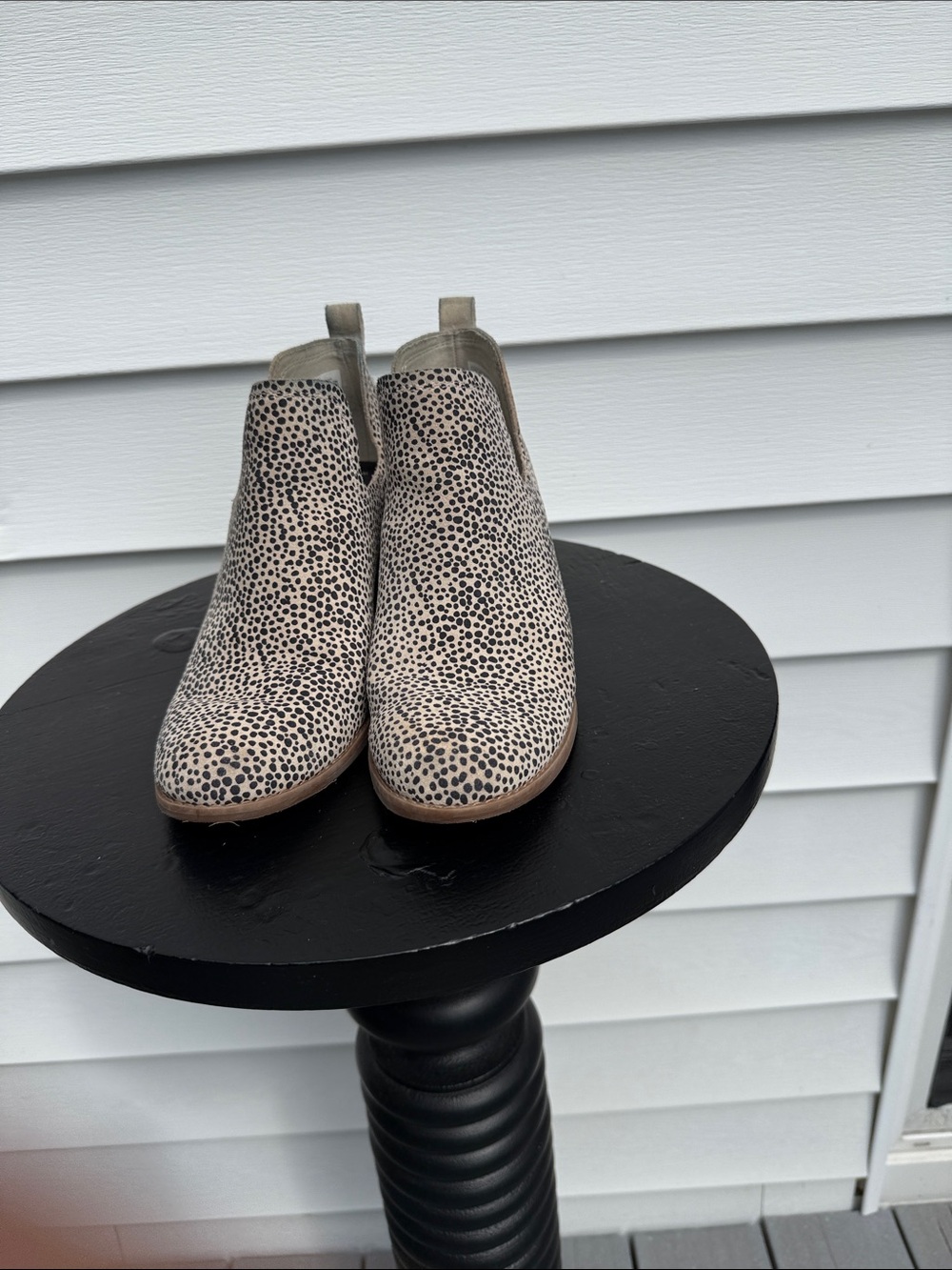 Toms Beige and Black Speckled Chelsea Booties
